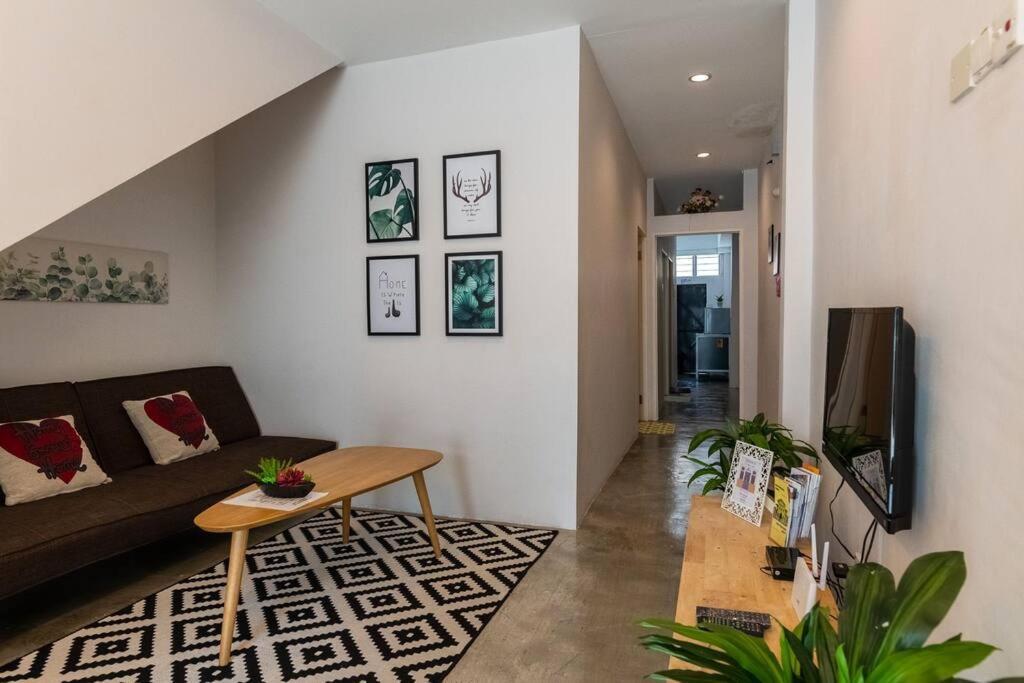 New Granny Cozy House Georgetown 2-6Pax Villa Екстериор снимка